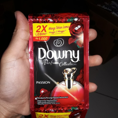 DOWNY RP1000 MERAH (30X12)